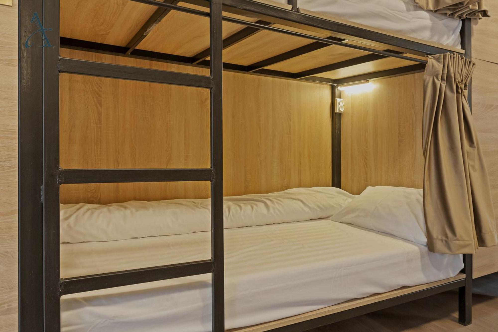 בוקרשט Ramana Garden Hostel - Self-Service Accommodation מראה חיצוני תמונה